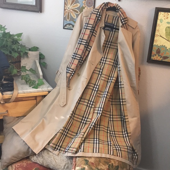 Burberry Jackets & Blazers - Authentic Vintage Burberry Trench With Sig Lining!